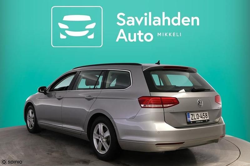 Käytetty VW Passat Comfortline 120 HP (88 kW) 2017 Harmaa Farmari