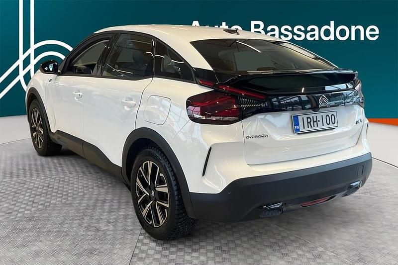 Käytetty Citroën e-C4 Feel 100 kW (136 HP) 2023 Viistoperä