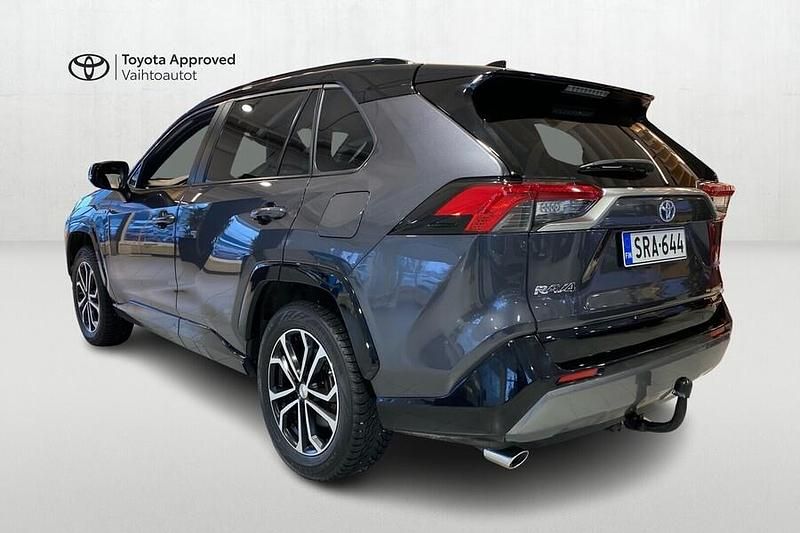 Käytetty Toyota RAV4 Hybrid Style 218 HP (160 kW) 2020 2qz Katumaasturi