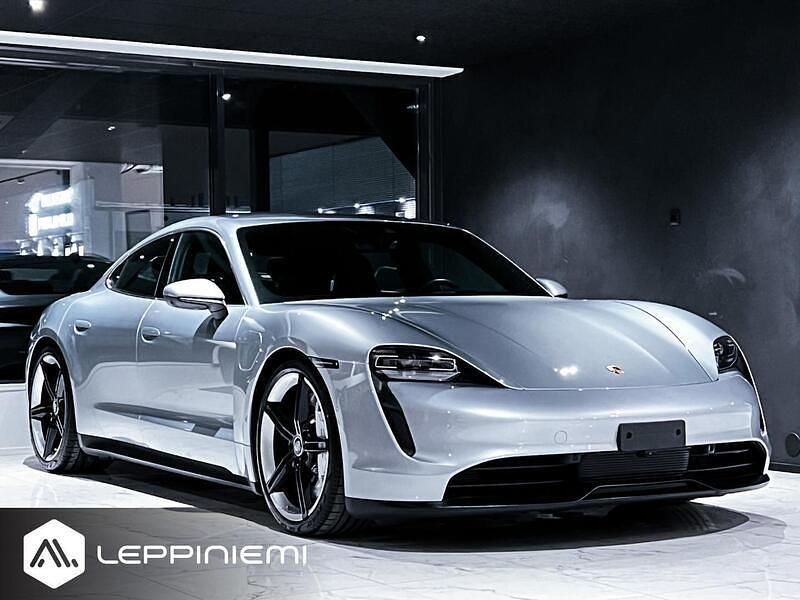 Käytetty Porsche Taycan 4S 389 kW (530 HP) 2020 Sedan