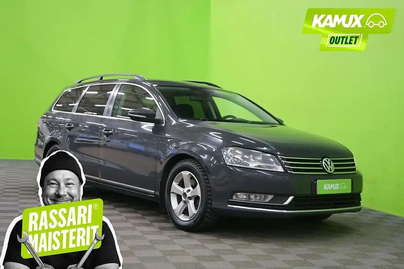 Hopea / harmaa Käytetty 2011 VW Passat Comfortline Farmari | 1 490 € - Kuva 1/4