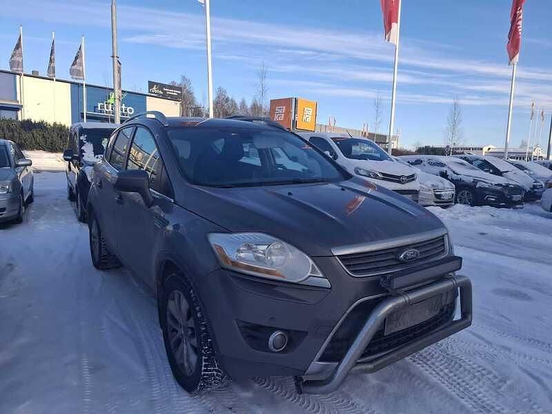 Käytetty Ford Kuga Titanium 140 HP (102 kW) 2012 Katumaasturi