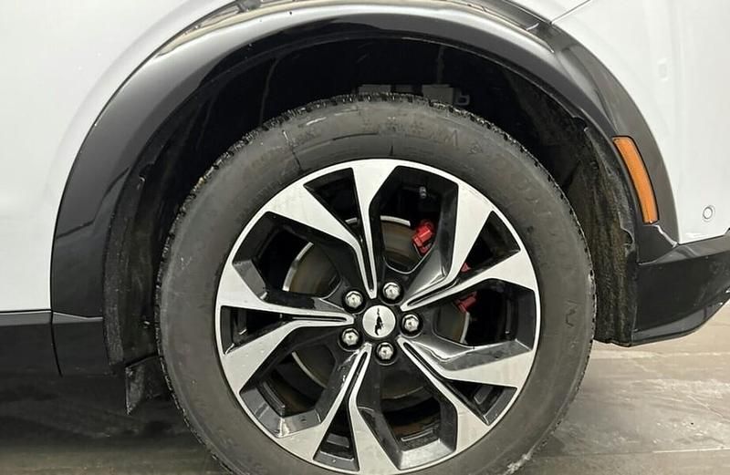 Käytetty Ford Mustang Mach-E 258 kW (351 HP) 2022 Katumaasturi