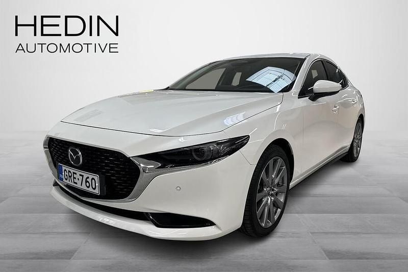 Valkoinen Käytetty 2025 Mazda 3 Exclusive-Line Sedan | 32 900 € - Kuva 1/4
