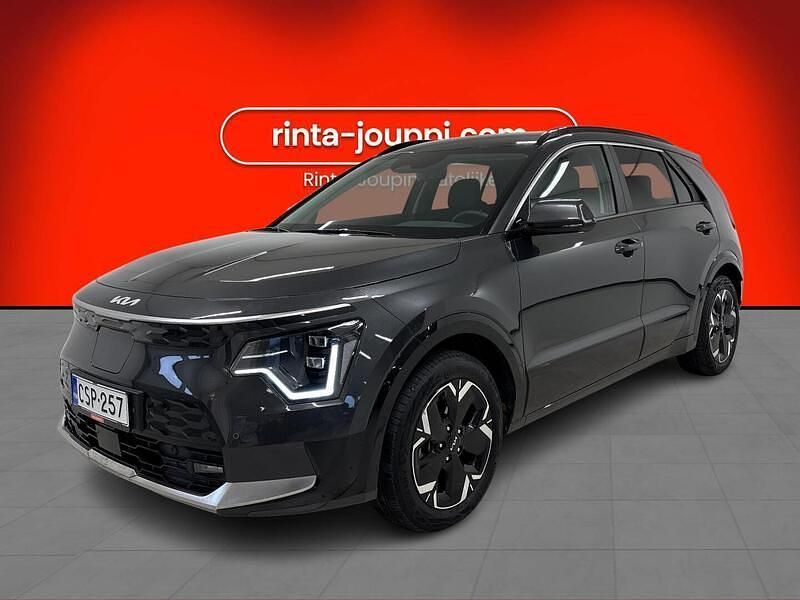 Harmaa Käytetty 2023 Kia e-Niro Inspiration Katumaasturi | 31 850 € (Kallis) - Kuva 1/3