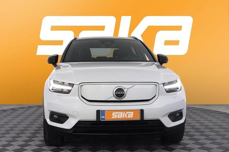 Käytetty Volvo XC40 Business Edition 300 kW (408 HP) 2021 Katumaasturi