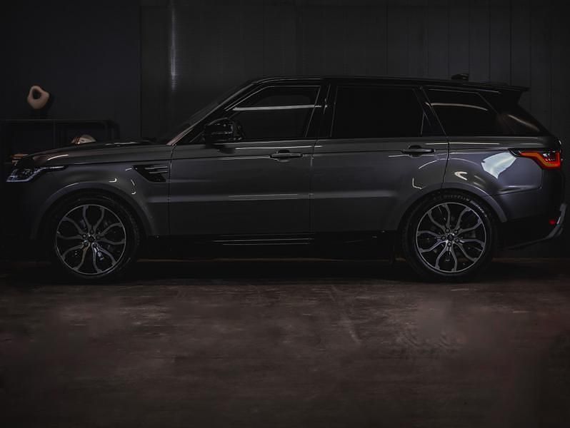 Käytetty Land Rover Range Rover Sport HSE 301 HP (221 kW) 2018 Katumaasturi