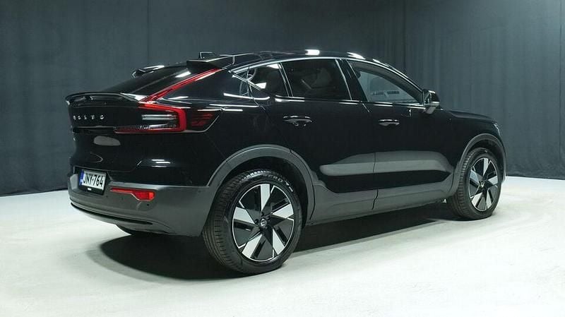 Käytetty Volvo EC40 Ultra 300 kW (408 HP) 2025 Musta Katumaasturi