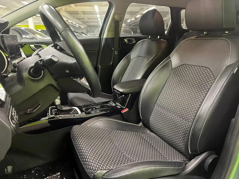 Käytetty Kia Ceed Sportswagon EX 140 HP (102 kW) 2023 Vihreä Farmari