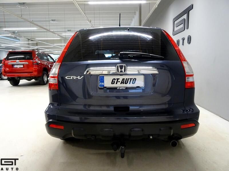 Käytetty Honda CR-V Exclusive 166 HP (122 kW) 2010 Katumaasturi