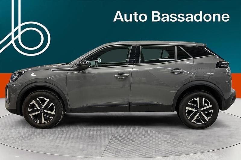Käytetty Peugeot 2008 Active 131 HP (96 kW) 2024 Katumaasturi