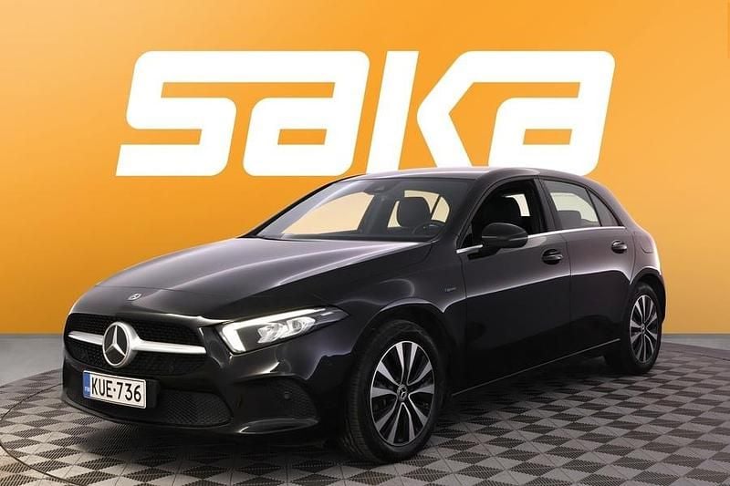 Käytetty Mercedes A250 Business 218 HP (160 kW) 2021 Viistoperä