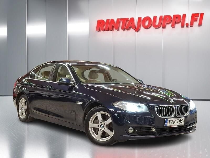 Käytetty BMW 530 Exclusive 258 HP (189 kW) 2014 Sininen Sedan