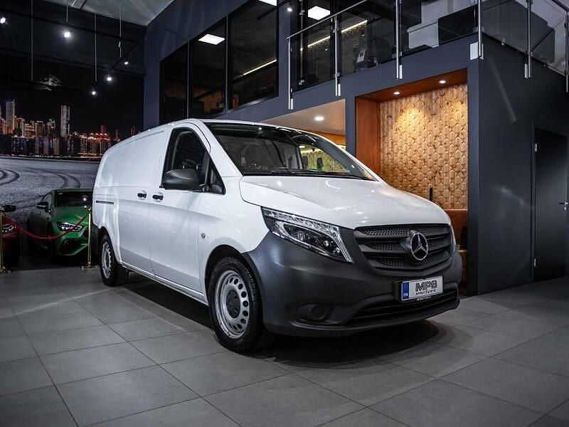 Käytetty Mercedes Vito 190 HP (139 kW) 2022 Valkoinen Van