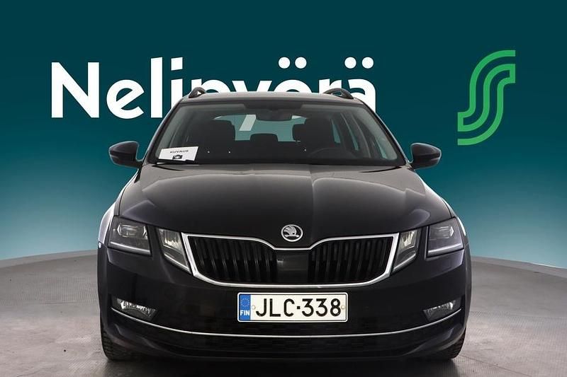 Käytetty Skoda Octavia Style 277 HP (203 kW) 2018 Musta Farmari
