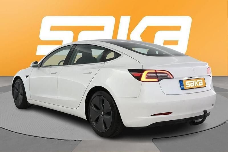 Käytetty Tesla Model 3 Standard Range 239 kW (325 HP) 2020 Sedan