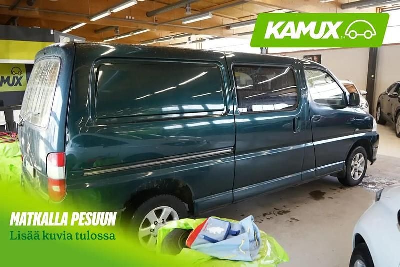 Käytetty Toyota HiAce 117 HP (86 kW) 2007 Vihreä