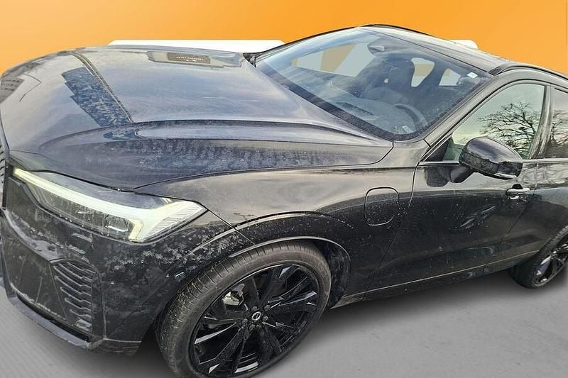 Käytetty Volvo XC60 Performance 456 HP (335 kW) 2025 Katumaasturi