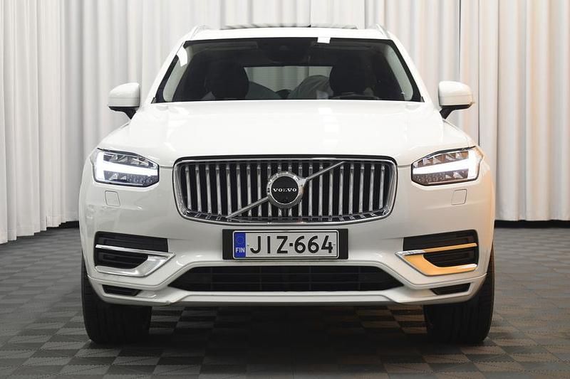 Käytetty Volvo XC90 Inscription 392 HP (288 kW) 2022 Katumaasturi