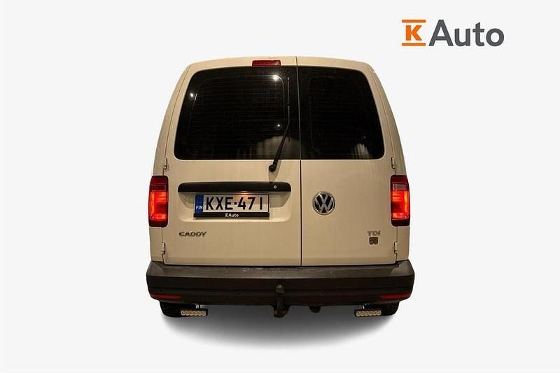 Käytetty VW Caddy Maxi 102 HP (75 kW) 2017 Tila-auto
