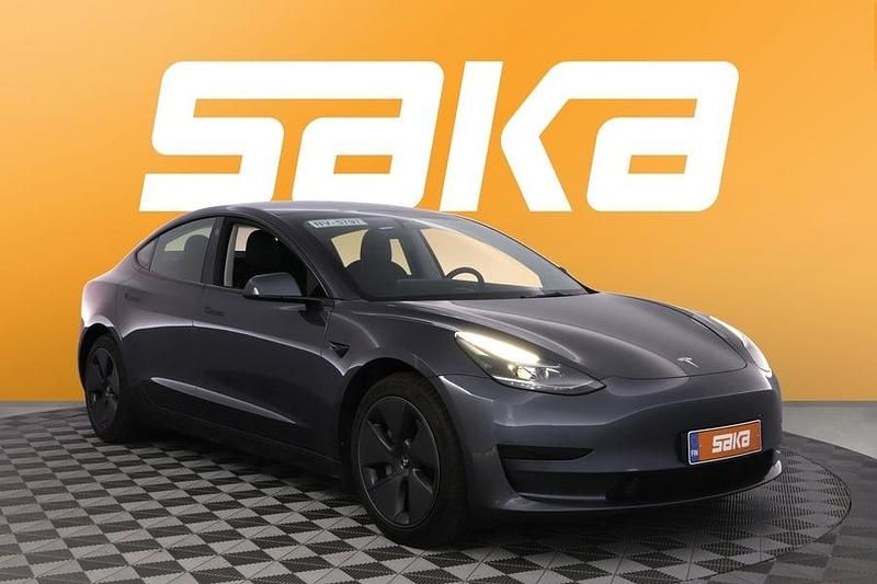Käytetty 2023 Tesla Model 3 Standard Range Plus Sedan | 30 200 € (Perustarjous) - Kuva 1/3