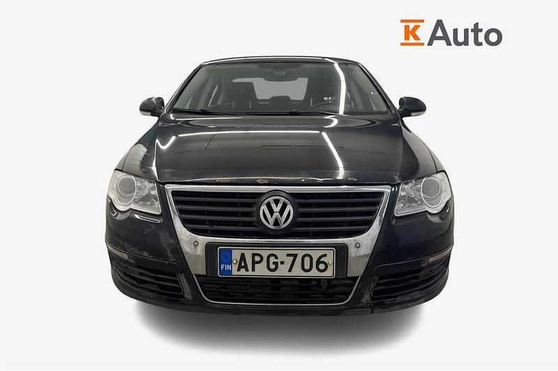 Käytetty VW Passat 150 HP (110 kW) 2005 Sedan