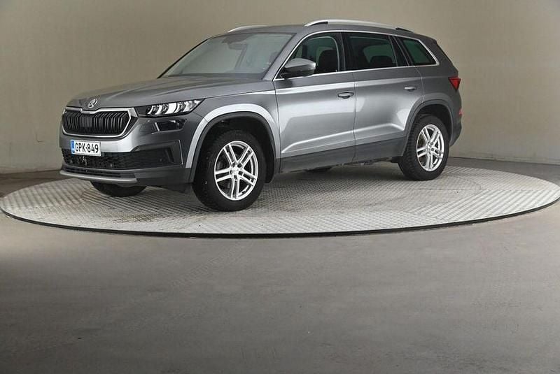 Käytetty Skoda Kodiaq Ambition 150 HP (110 kW) 2023 Katumaasturi