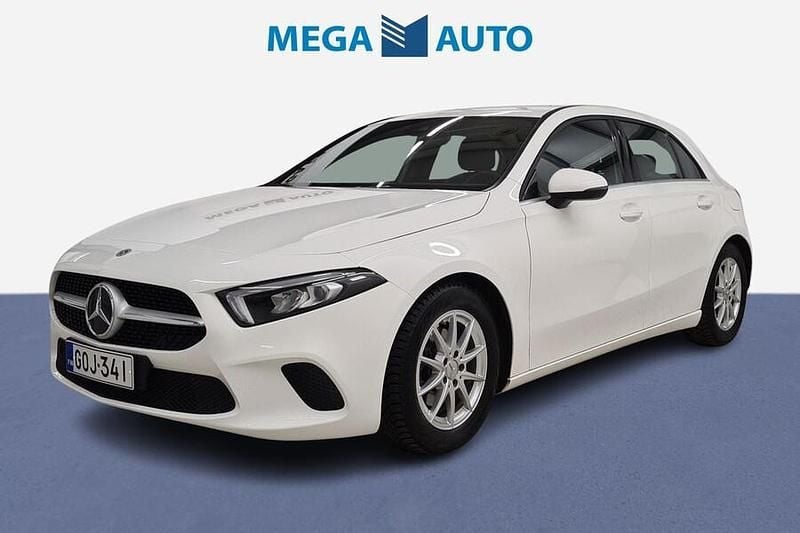 Käytetty 2021 Mercedes A180 Business Viistoperä | 24 880 € (Perustarjous) - Kuva 1/4