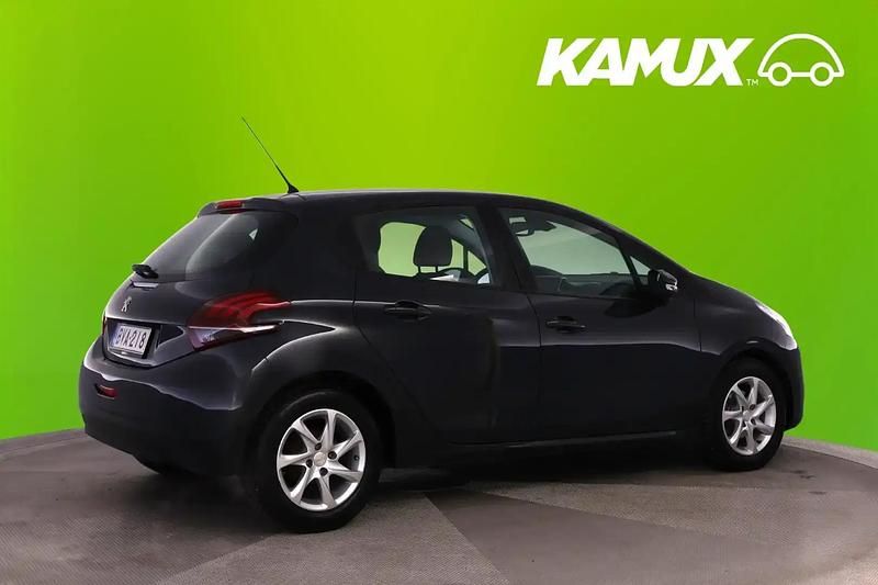 Käytetty Peugeot 208 Active 83 HP (61 kW) 2018 Hopea / harmaa Viistoperä