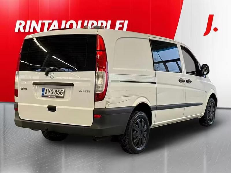 Käytetty Mercedes Vito 88 HP (64 kW) 2006 Valkoinen Van