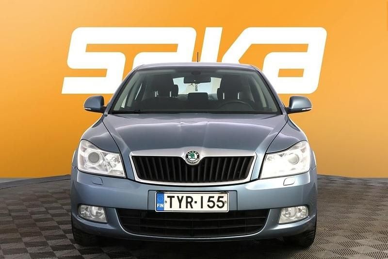 Käytetty Skoda Octavia Ambiente 105 HP (77 kW) 2012 Viistoperä