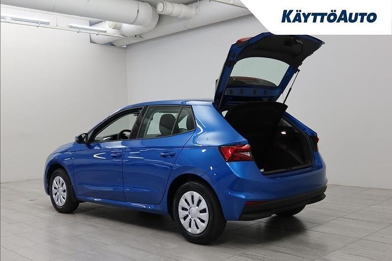 Käytetty Skoda Fabia Selection 116 HP (85 kW) 2025 Sininen Viistoperä