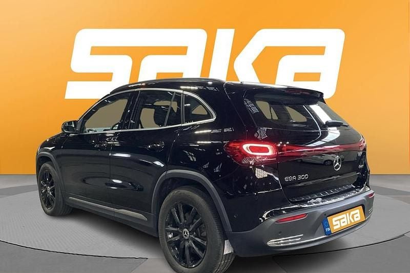 Käytetty Mercedes EQA300 167 kW (228 HP) 2023 Katumaasturi