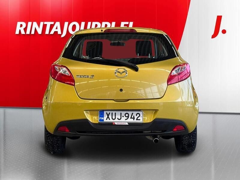 Käytetty Mazda 2 86 HP (63 kW) 2009 Keltainen Viistoperä