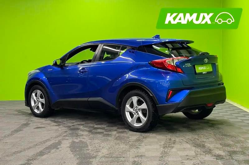 Käytetty Toyota C-HR Business Edition 98 HP (72 kW) 2017 Sininen Katumaasturi