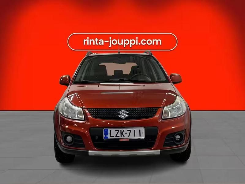 Käytetty Suzuki SX4 120 HP (88 kW) 2012 Viistoperä