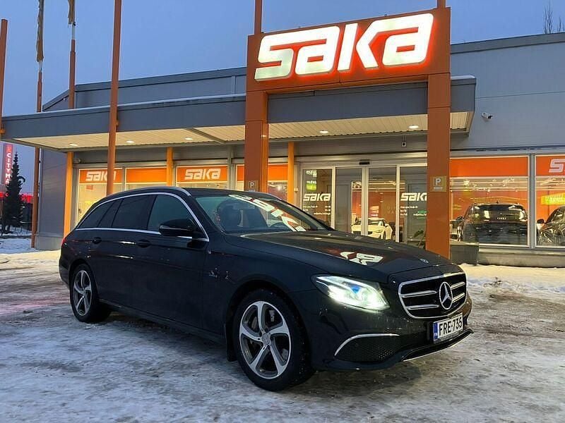 Käytetty Mercedes E300 Business 306 HP (225 kW) 2020 Farmari