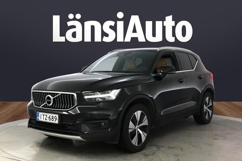 Käytetty Volvo XC40 Business Edition 262 HP (192 kW) 2020 Musta Katumaasturi