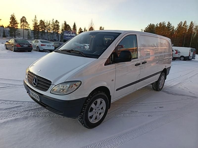 Valkoinen Käytetty 2010 Mercedes Vito Van | 9 800 € (Supertarjous) - Kuva 1/4