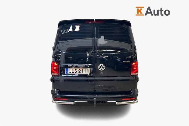 Käytetty VW T6.1 150 HP (110 kW) 2021 Musta Van