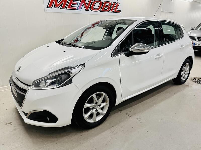 Käytetty Peugeot 208 Allure 82 HP (60 kW) 2017 Viistoperä