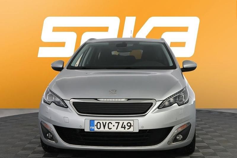 Käytetty Peugeot 308 SW Allure 131 HP (96 kW) 2016 Farmari