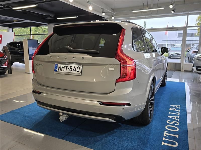 Käytetty Volvo XC90 Performance 456 HP (335 kW) 2023 Katumaasturi