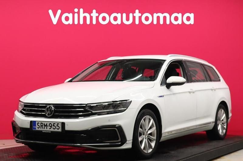 Käytetty VW Passat Comfortline 218 HP (160 kW) 2019 Farmari