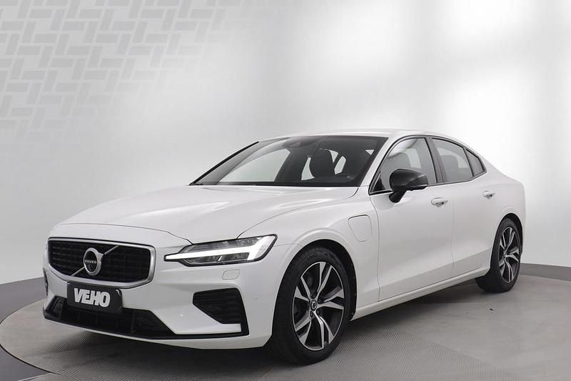 Valkoinen Käytetty 2020 Volvo S60 Business Edition Sedan | 25 500 € (Hyvä tarjous) - Kuva 1/4