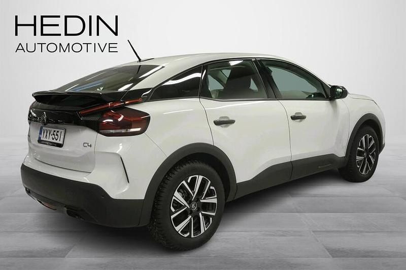 Käytetty Citroën C4 PureTech 101 HP (74 kW) 2024 Valkoinen Viistoperä