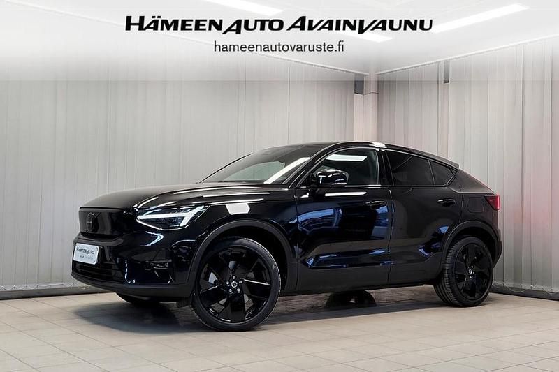 Musta Käytetty 2025 Volvo EC40 Plus Katumaasturi | 54 900 € (Kallis) - Kuva 1/4
