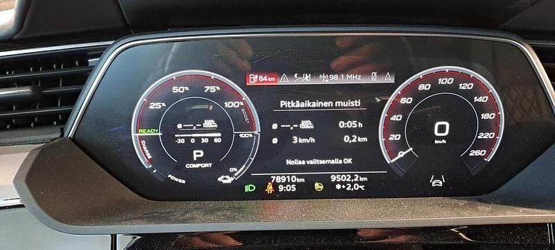 Käytetty Audi e-tron Sportback 369 kW (503 HP) 2021 Vihreä Katumaasturi