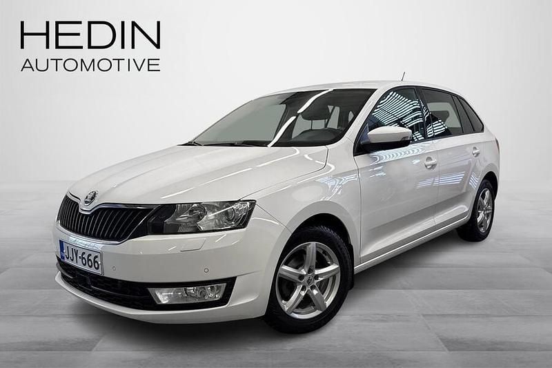 Käytetty Skoda Rapid Style 90 HP (66 kW) 2016 Valkoinen Viistoperä
