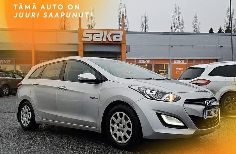 Käytetty 2012 Hyundai i30 Comfort Farmari | 8 690 € (Kallis) - Kuva 1/4